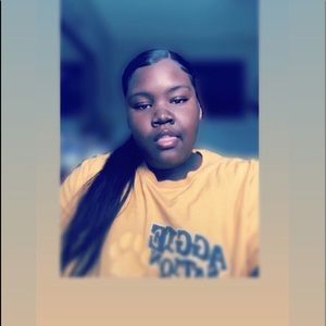 Meet your Posher, Paris